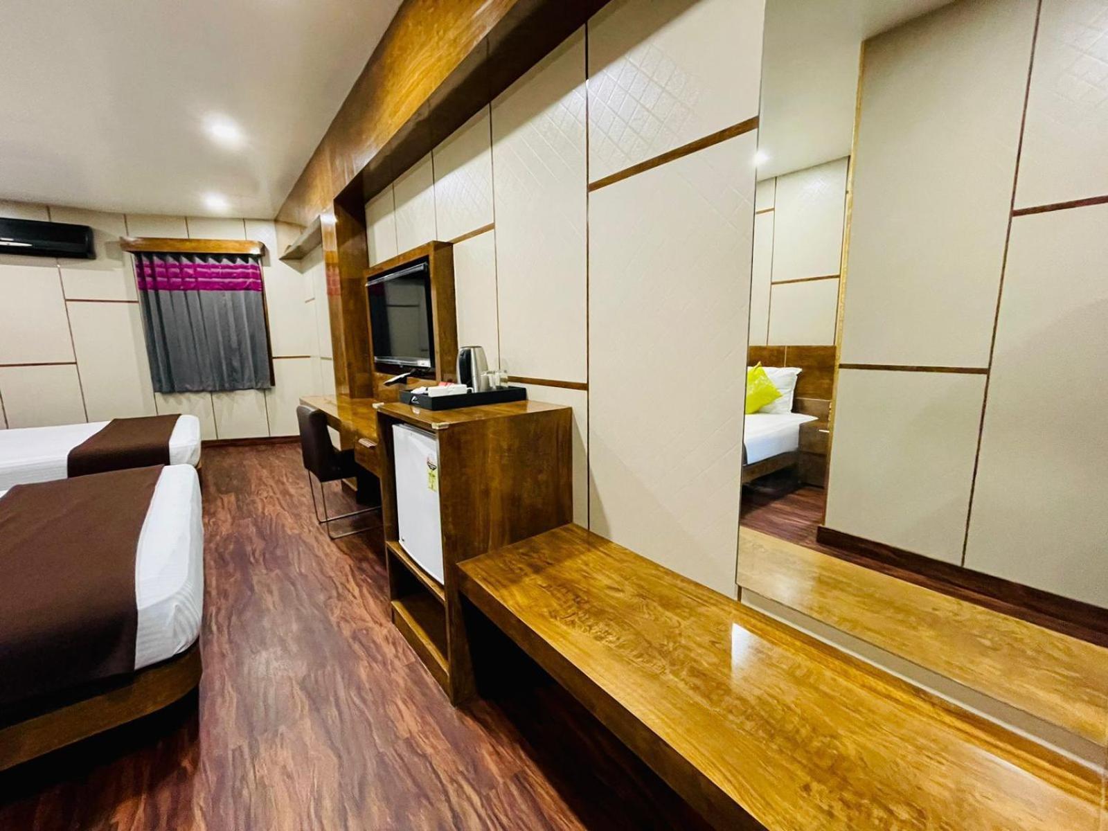 B8 Hotel Chennai Extérieur photo