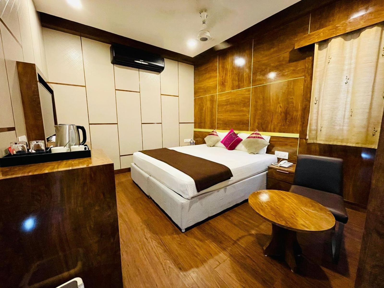 B8 Hotel Chennai Extérieur photo
